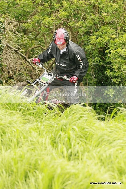 TR 060512-011 - Petit Bot - 06/05/12