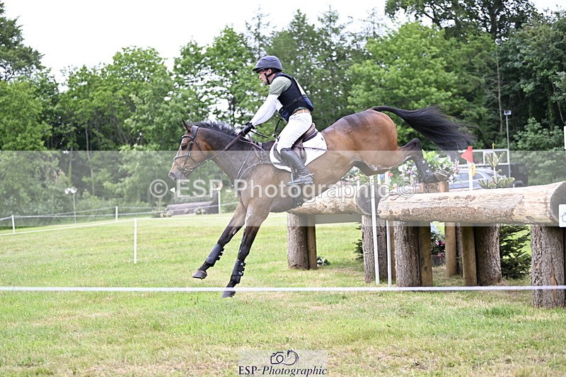 250524A-142653-13592 - C-207-Simon.Grieve-BEST.TRICK