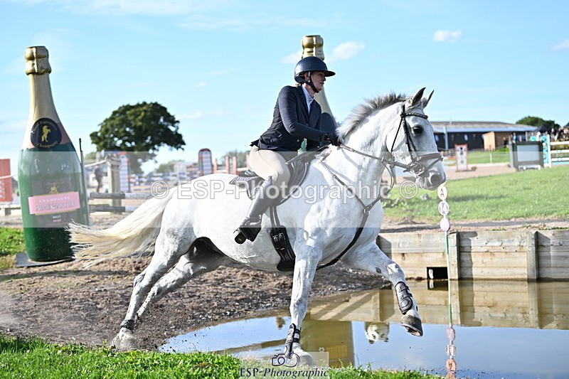 240913A-170432-05591 - Cls 19 Snr 1m Open Speed Derby