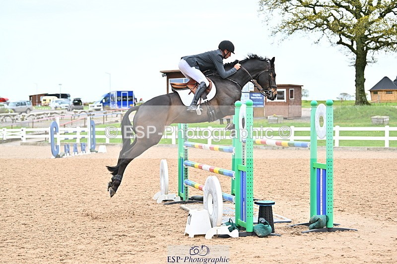 240501A-150354-01199 - Cls 8 Snr Foxhunter and 1.20m Open