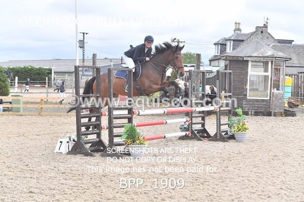 BPP_1909 - SAT CLASS 10 Senior British Novice/ 90cm Open
