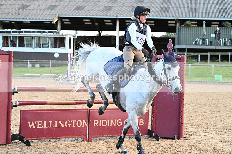 WJ7_6484 - Time 16:55 to 17:11