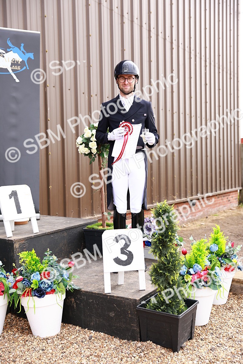 SBM_008374 - Presentations - 23-7-25