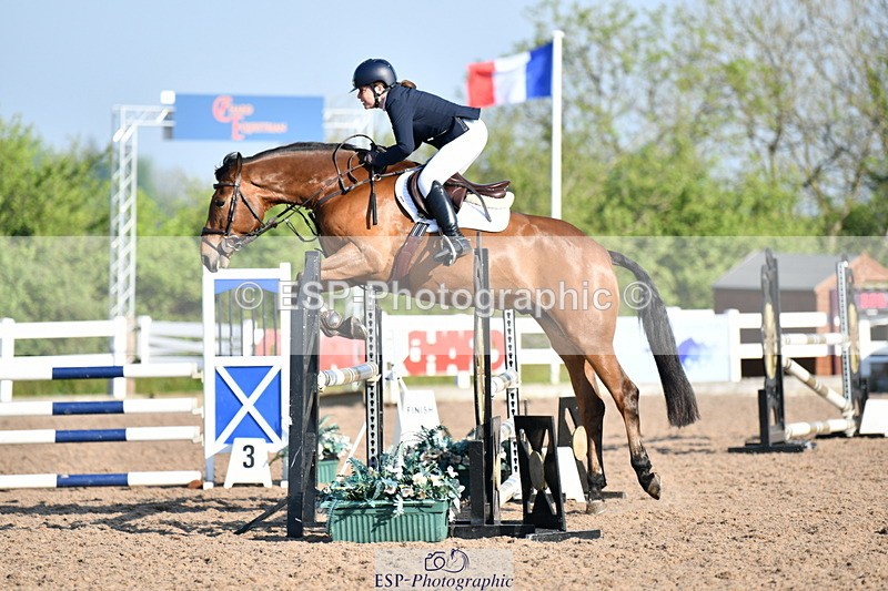 240512A-081642-16807 - Cls 39 British Novice and 90cm Open