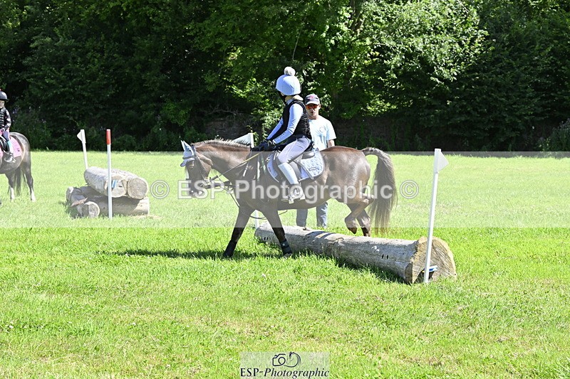 240728B-105318-00730 - Theo's Group XC