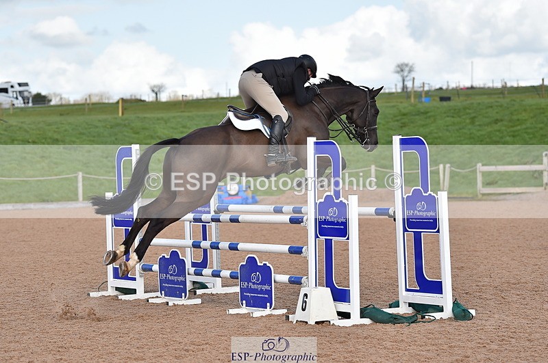 240306A-134944-01485 - Cls 4 Newcomers and 1.10m Open