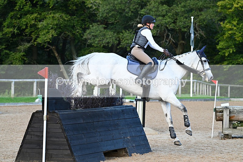 WJ7_6455 - Time 16:55 to 17:11