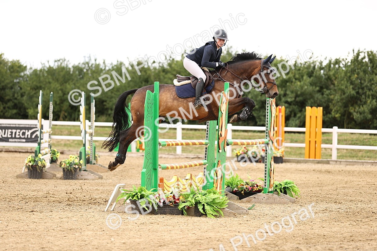 SBM_003123 - Class 21 - Senior Newcomers - 1.10m