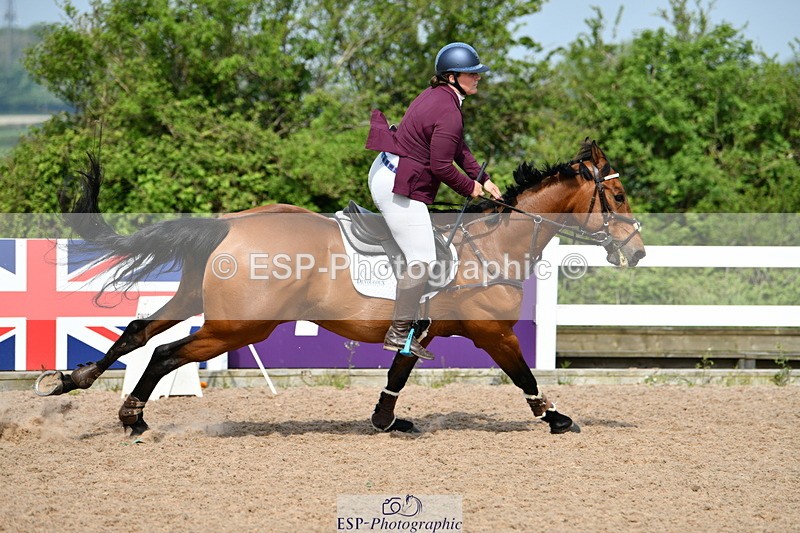 240511A-101651-11482 - Cls 28 95cm National Am Quali