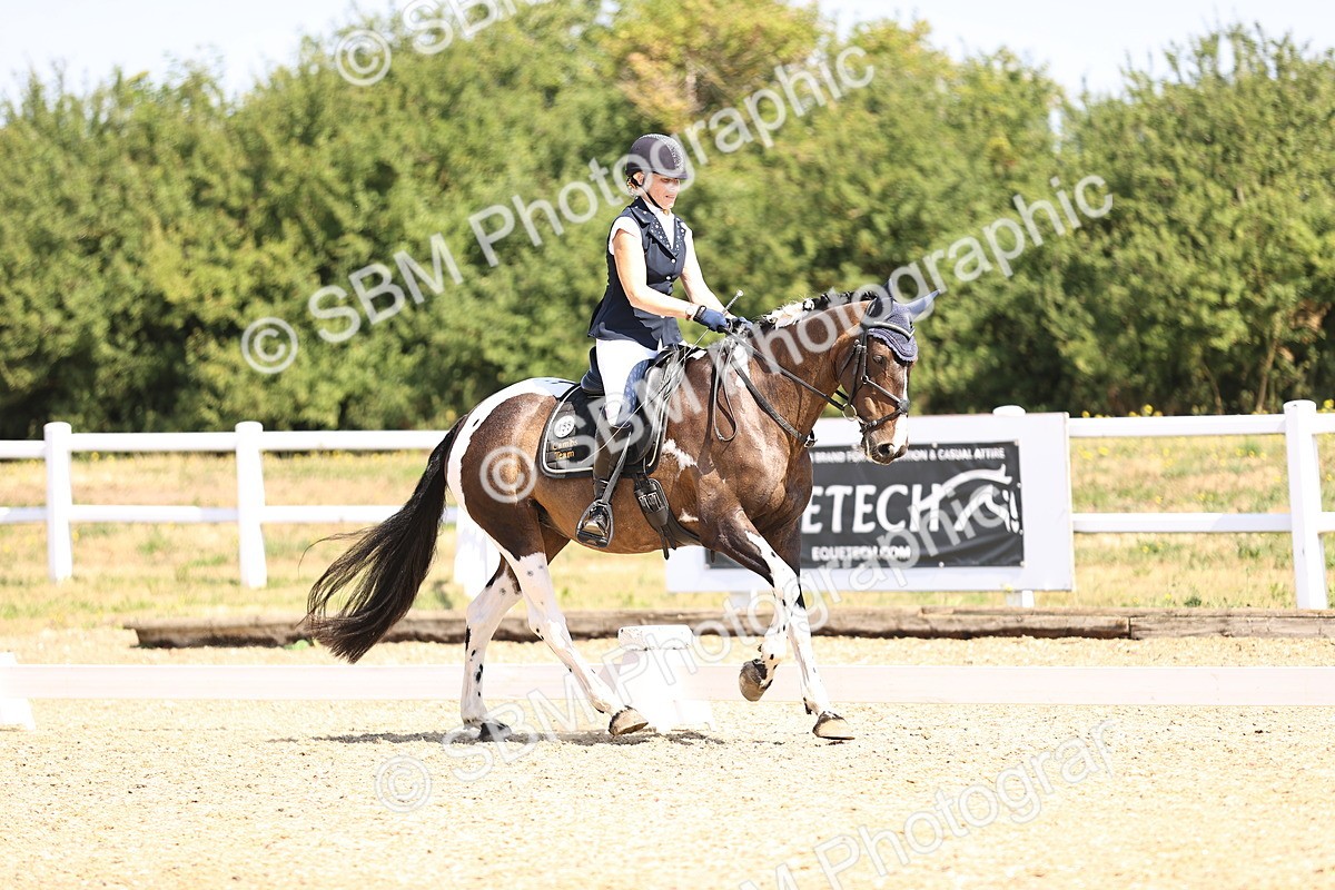 SBM_009414 - Novice 5 - 9.50-10.53