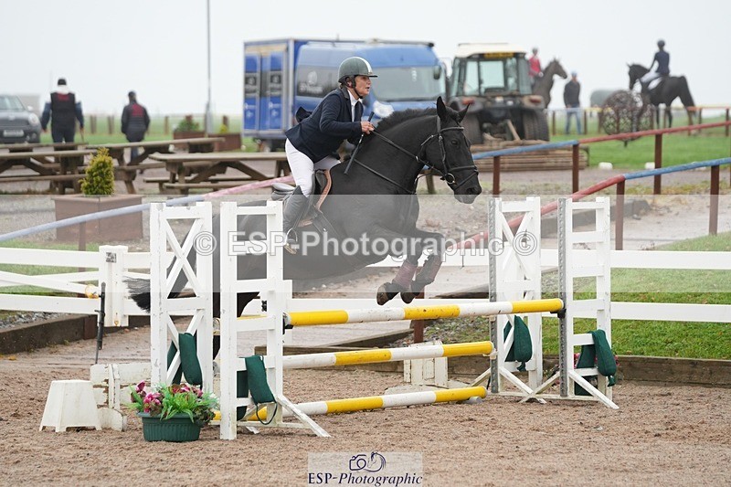 251003-103512-00087 - Cls 6 British Novice and 90cm