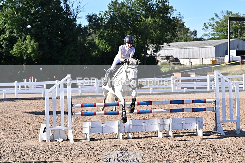 250708A-184615-00648 - 90cm Classes