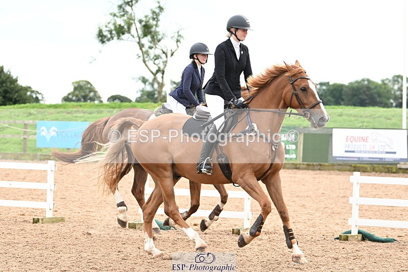 240908A-140602-04180 - Cls 15 U21 Intro 90cm-1.00m  Team Comp