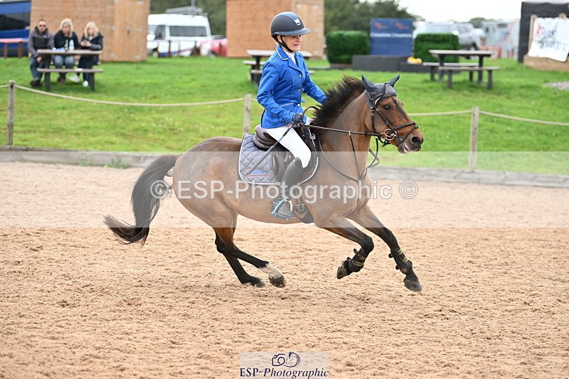 240907A-125708-01784 - Cls 3 Pony Medium Team 80cm & 90cm