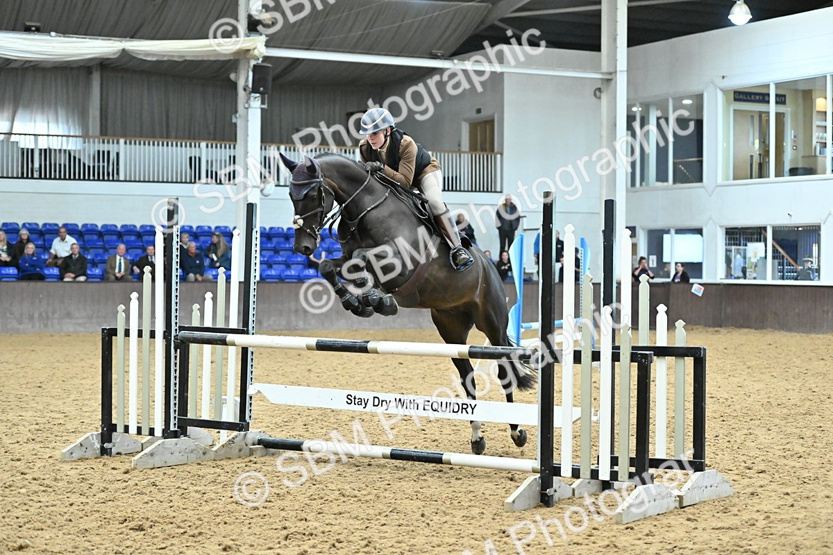SBM_004101 - Class 60 - 1m Combined Training Showjumping