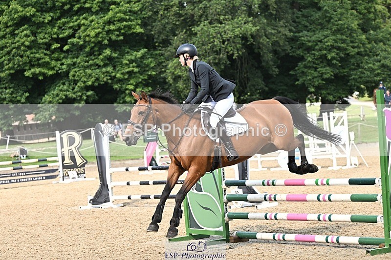 240818-100711-03567 - Cls 8B 90cm Open