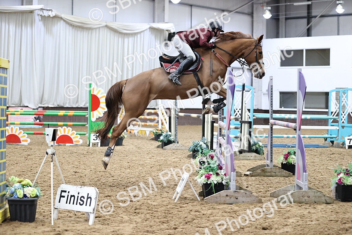SBM_001899 - Class 4 - Senior Newcomers - 1.10m Open