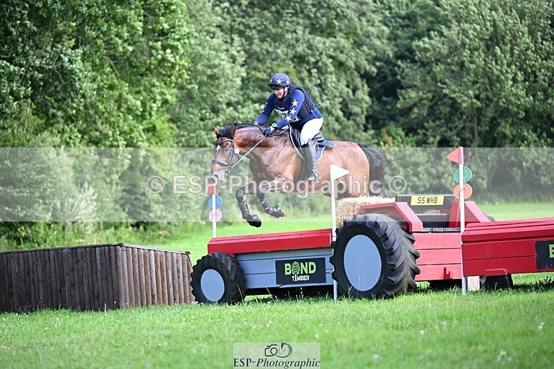 240803-163225-09560 - 275-Emily_Farleigh-LIMITED_EDITION_TN