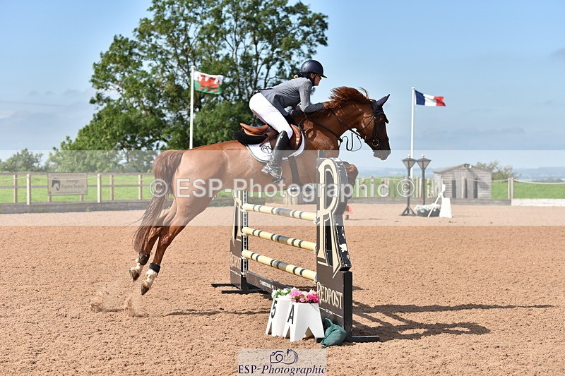 230810A-105740-00764 - Cls 9 Foxhunter