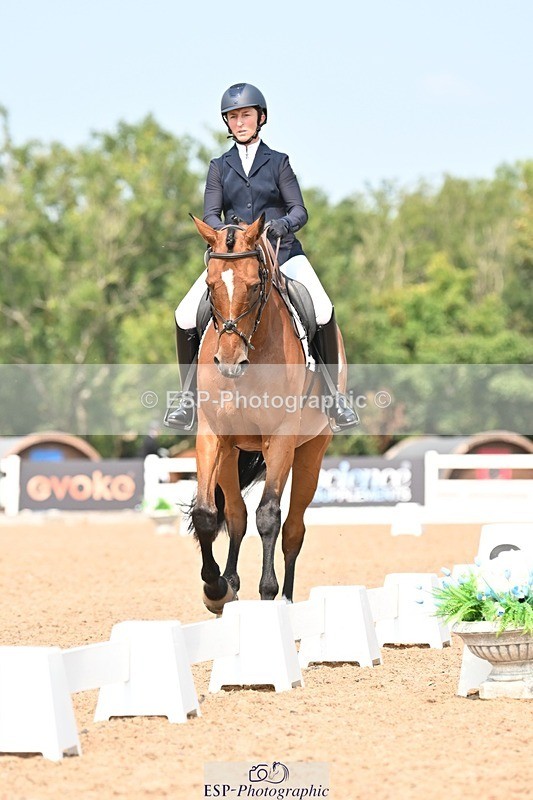 250816-134611-04751 - 117-Sophie.HawkeENORMOUSE