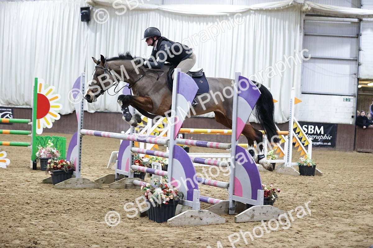 SBM_000608 - Class 3 - Nupafeed Supplements Senior Discovery/ 1m Open