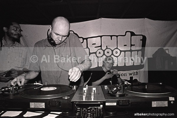 30 - Friends-&-Family @ the-roadhouse 16.03.02