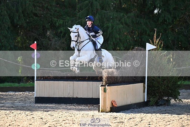 240303-100632-02755 - Cls 2 80-85cm Start to 11.00 CW