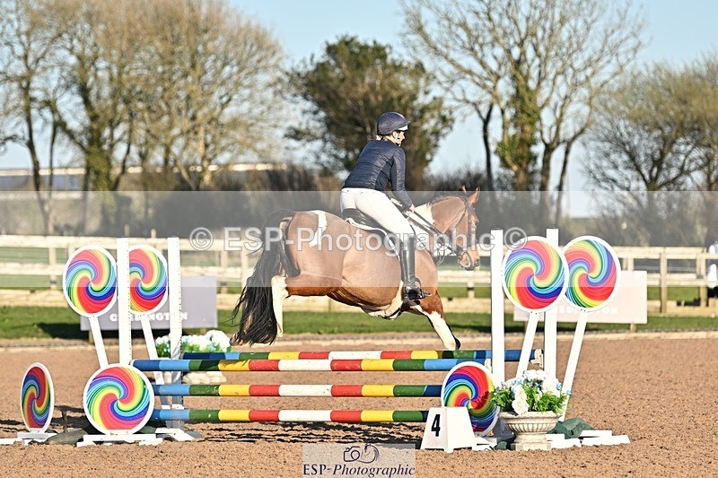 250401-181009-00581 - 80cm Classes