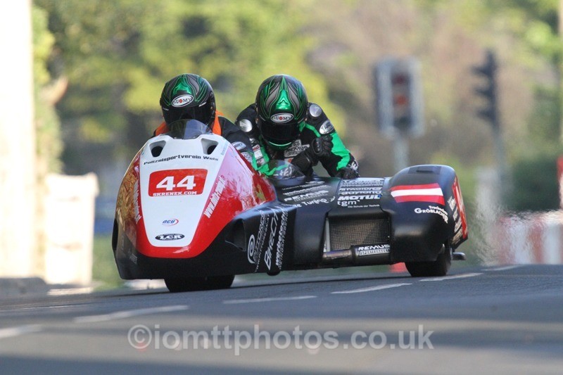 IMG_5563 - Thursday Practice - TT 2013 Side Car