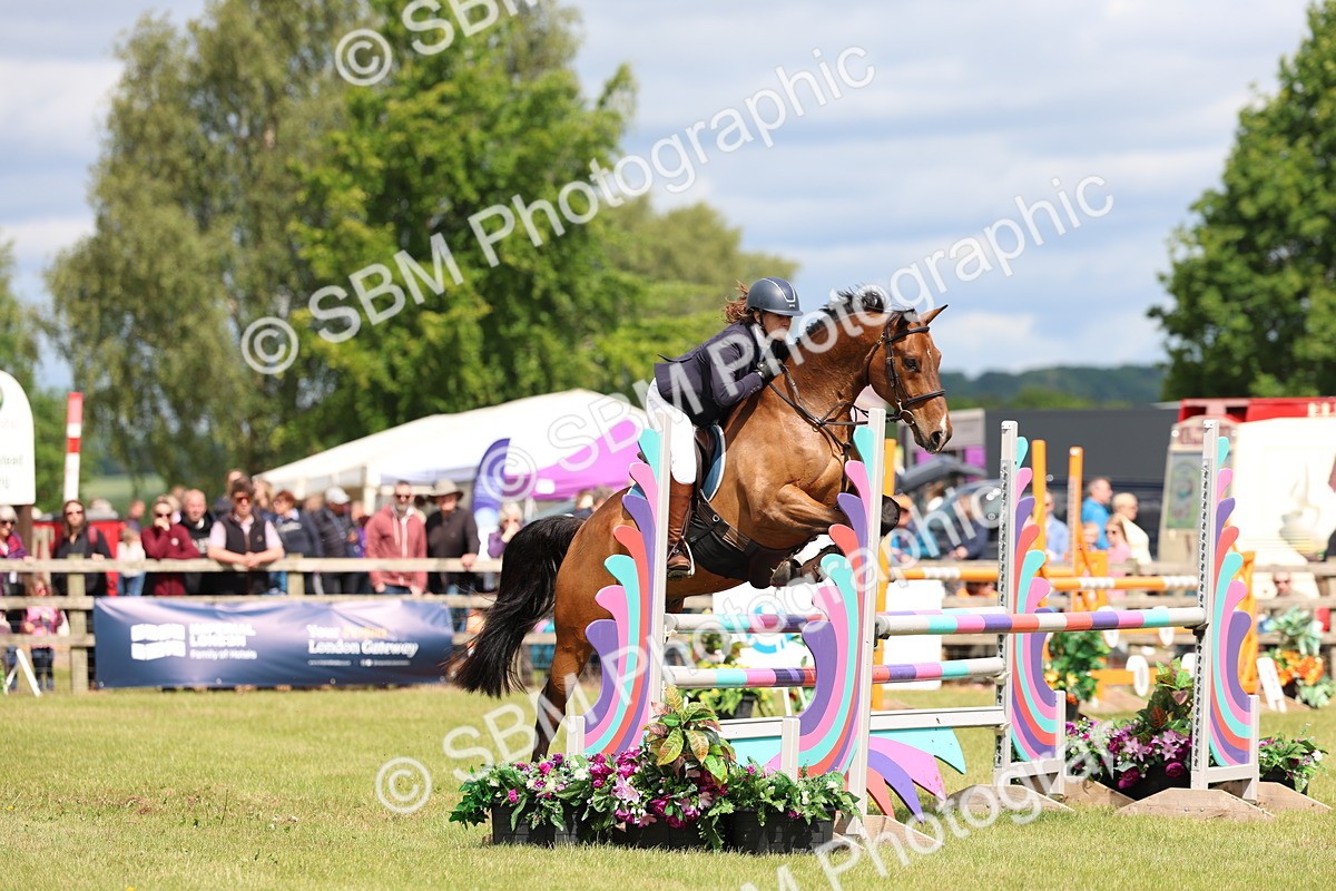 SBM_13681 - Class 206 - Senior Newcomers - 1.10m Open