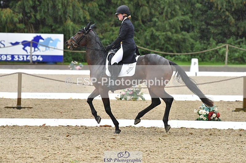 231018-152412-00768 - 009-FUTURE.GRAVITIE-Gini.Hope-DR