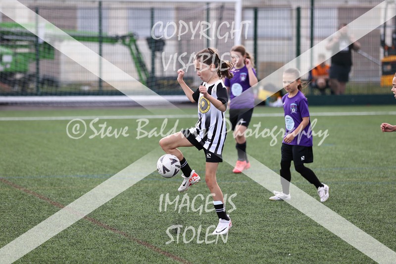 1DX30749 - Sat 13th U9 Girls