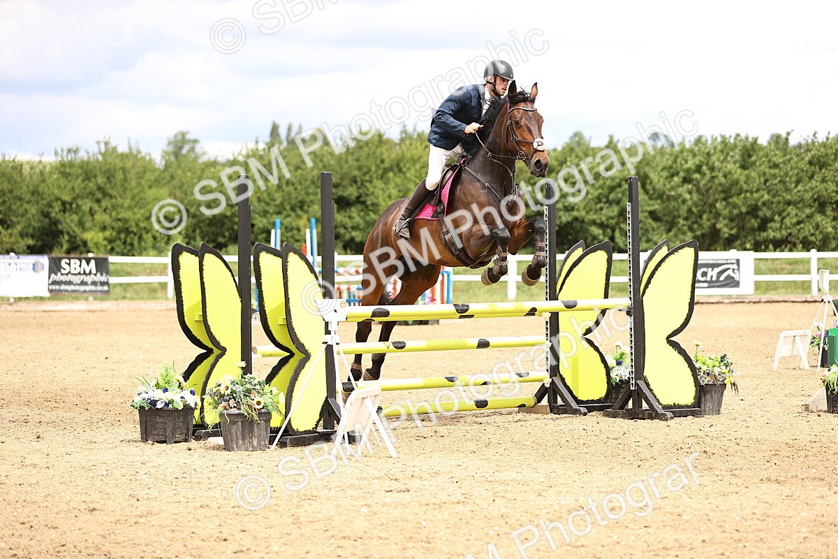 SBM_007311 - Class 18 - Senior 1.05m