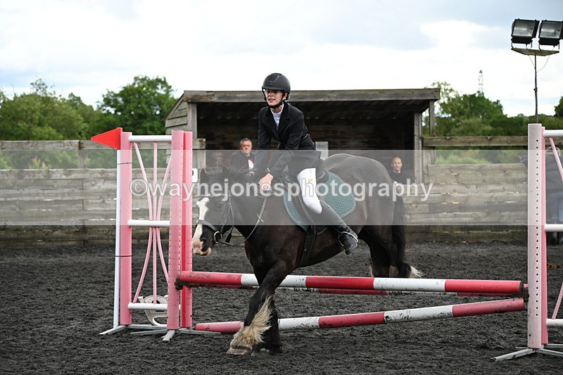 WJ6_0098 - Class 13 Novice 60cm