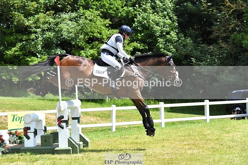 230528-120423-16507 - 419-OUTBACK_II-Laura_Collett-XC