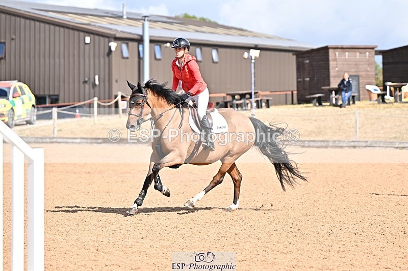 260819-103320-00072 - Cls 1 Clear Round