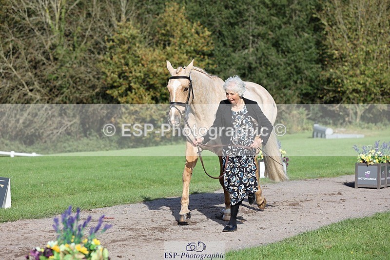 241027-103355-15967 - 519-Jane.Rogers-CORRIEVIEW.MERLIN.MAGIC