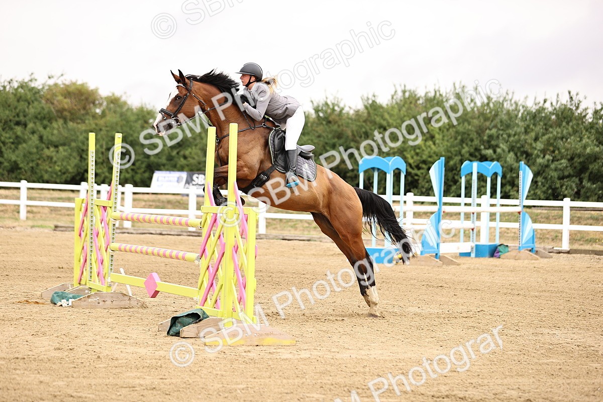 SBM_026328 - Class 12 - Amateur Championship Qualifier 1.05m