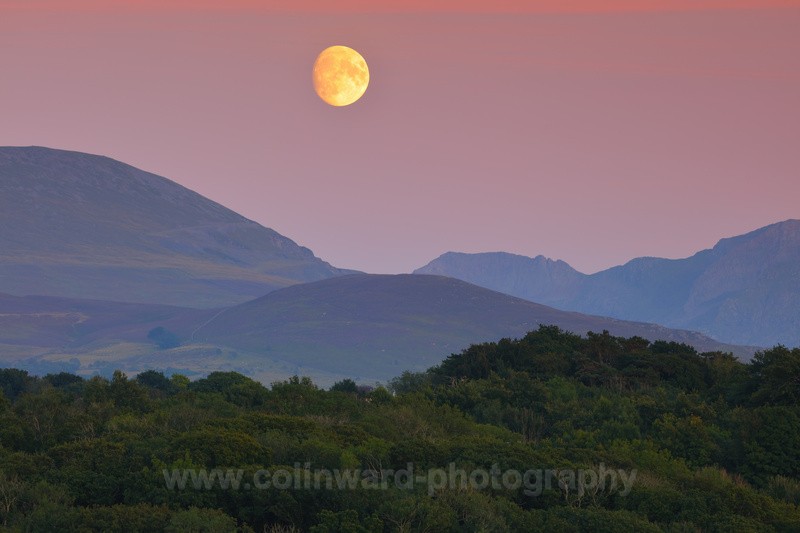 Moon rising over Snowdonia - North Wales