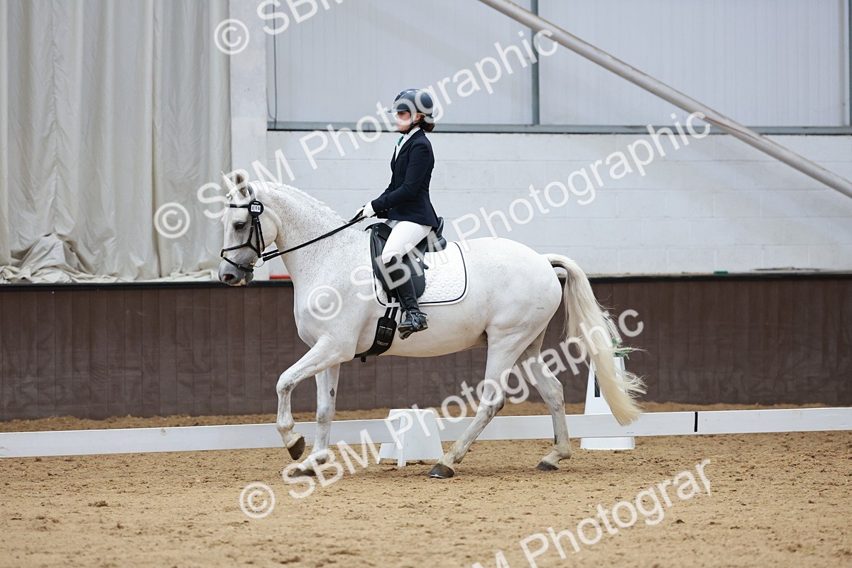 SBM_008412 - Class 6b - Novice 6 - 9.28-10.41