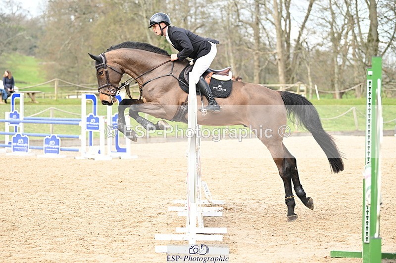 250322A-120216-02529 - Cls 19 Snr Disc & 1.00m Open