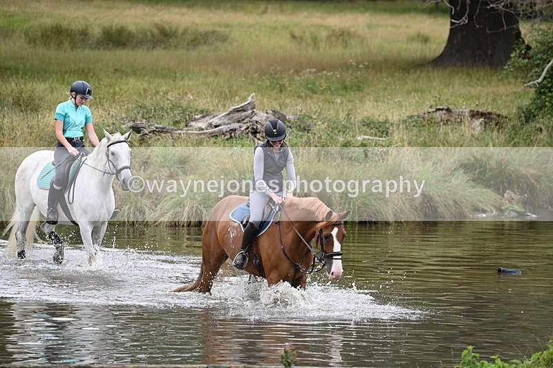 WJ7_3025 - Time at Water 11:37 to 12:13