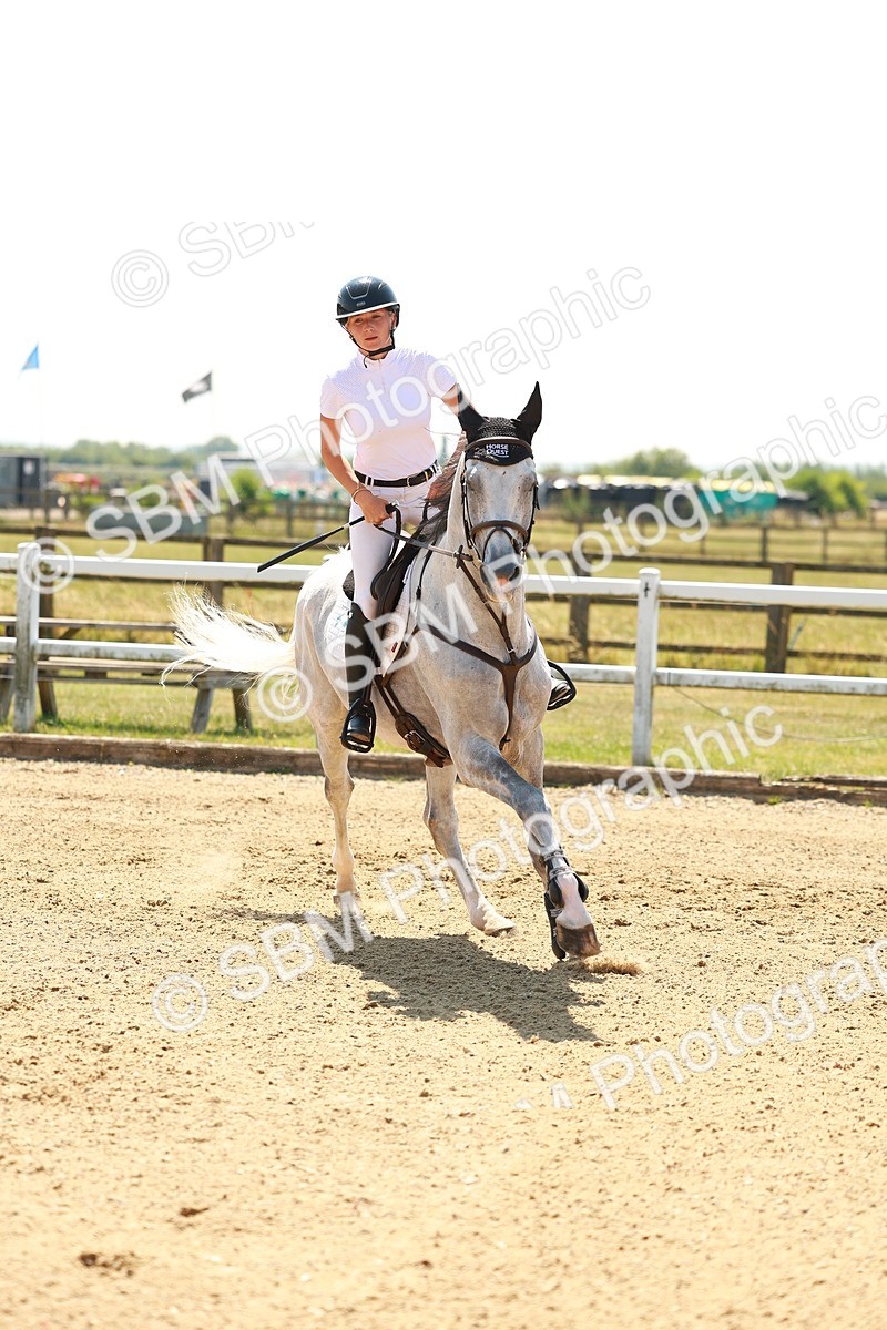 SBM_001620 - Class 4 - Senior Newcomers - 1.10m