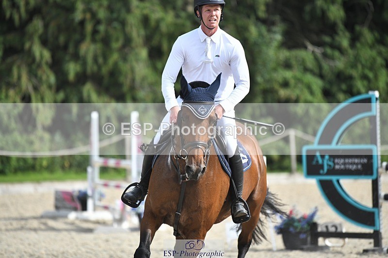 230908-152305-02457 - Cls 8 Snr 1.05m Open