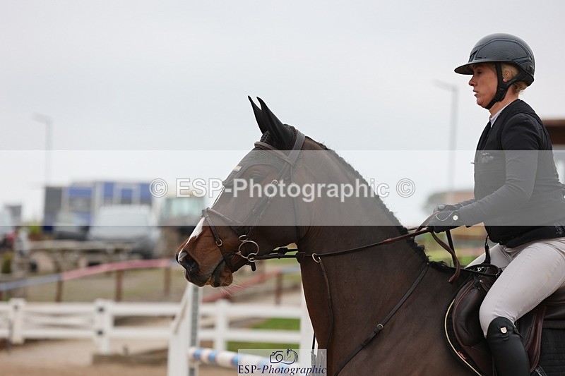 241101A-114840-01507 - FRI Cls 5 Newcomers and 1.10m Open