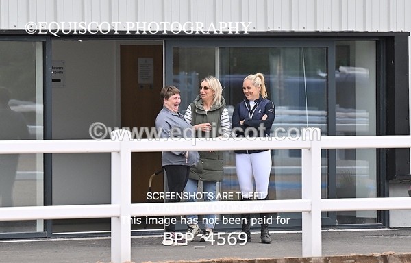 BPP_4569 - CANDIDS