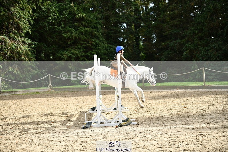 251004A-150554-01663 - Classes 8 & 9 70cm