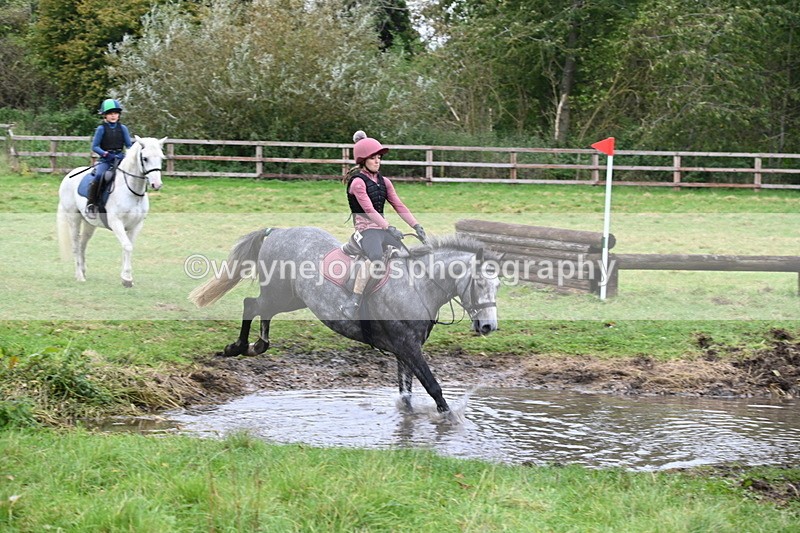 WJ6_6934 - Time at Photographer 13:06 to 13:23