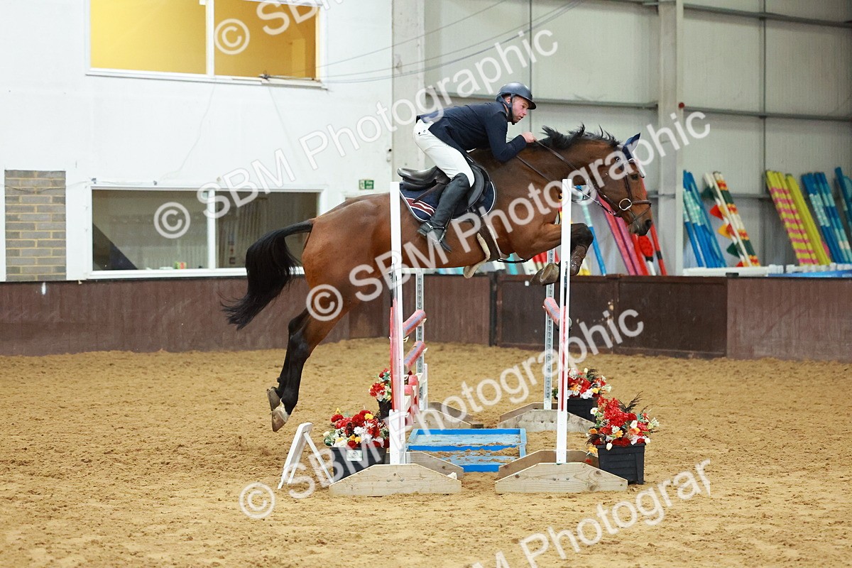 SBM_007305 - Class 19 - Senior Newcomers 1.10m