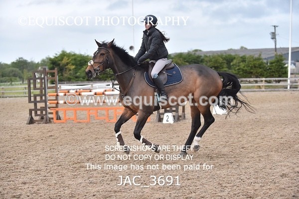 JAC_3691 - CLASS 8 Senior Newcomers/ 1.10m Open